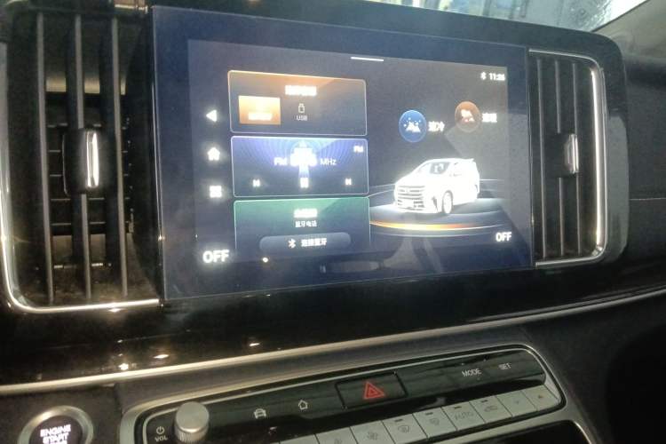 Used GAC Trumpchi M8 2023 Lingxiu Series 390T Luxury Edition Audio And AC Panel