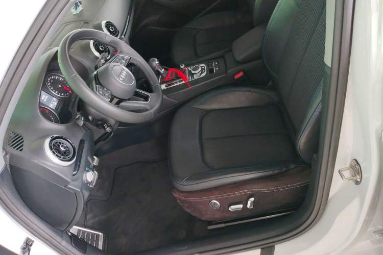 Used Audi A3 2020 Limousine 35 TFSI Fashion Edition China VI Emission Standard