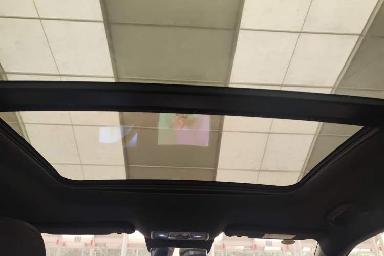 Used BYD Qin L 2025 DM-i Smart Drive 120KM Superior Model Headliner