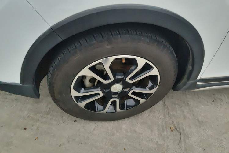 Used Geely Auto Vision X3 2017 1.5L Automatic Elite Model