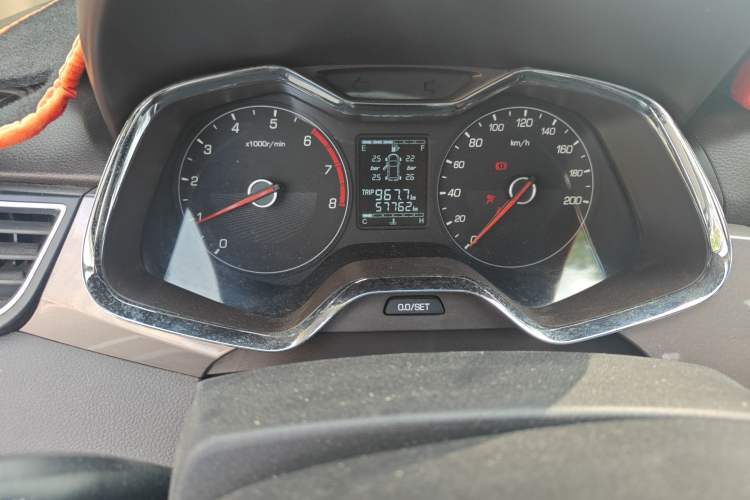 Used Baojun 310W 2017 1.5L Manual Fashion Model China V
