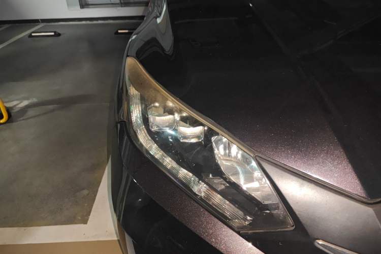 Used Honda Vezel 2015 1.8L CVT 2WD Luxury Model