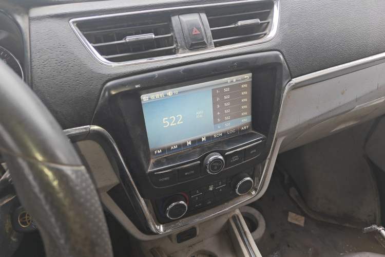 Used Jinbei New Hiace X30L 2016 1.5L Business Edition DLCG14 Audio And AC Panel