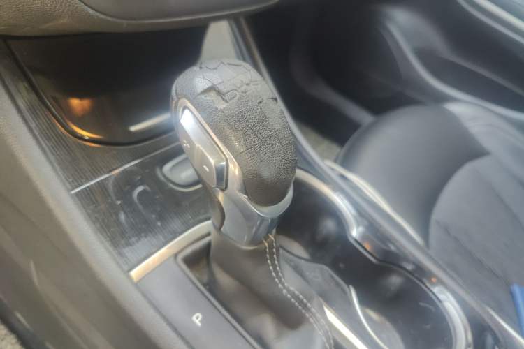 Used Buick Verano 2015 Sedan 20T Dual-Clutch Leading Model
