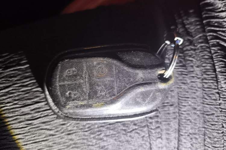 Used Maserati Levante 2016 3.0T Standard Edition Vehicle Key