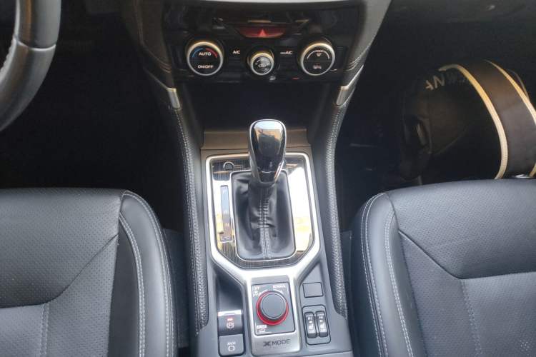 Used Subaru Forester 2020 2.0i Luxury Edition EyeSight Gear Lever