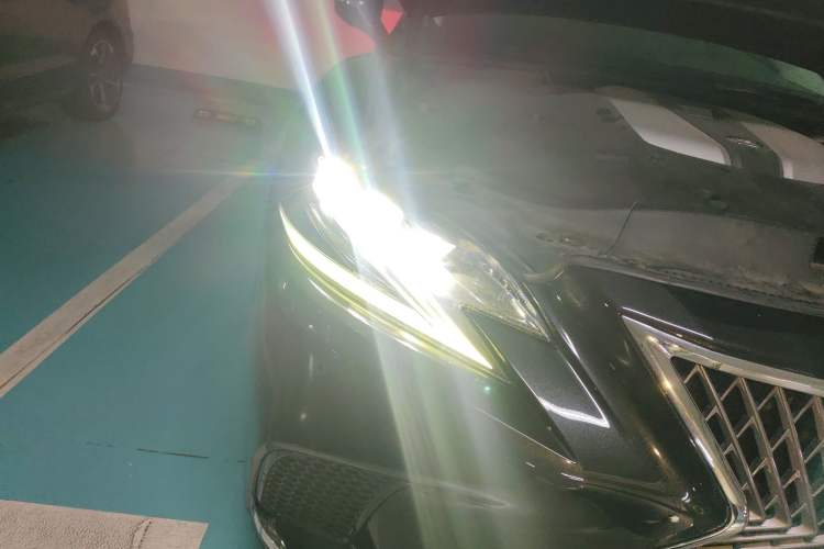 Used Lexus LS 2020 500h Excellence Edition China VI standard Right Front Headlight