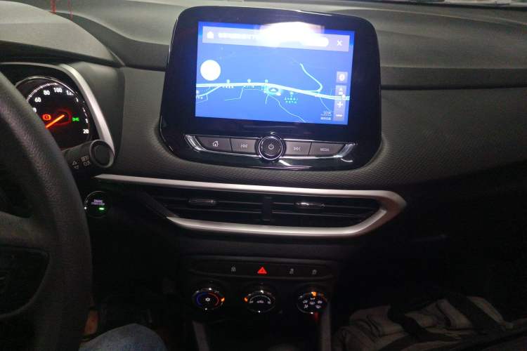 Used Chevrolet Trax 2019 Redline 325T Automatic Fun Edition China VI Standard
