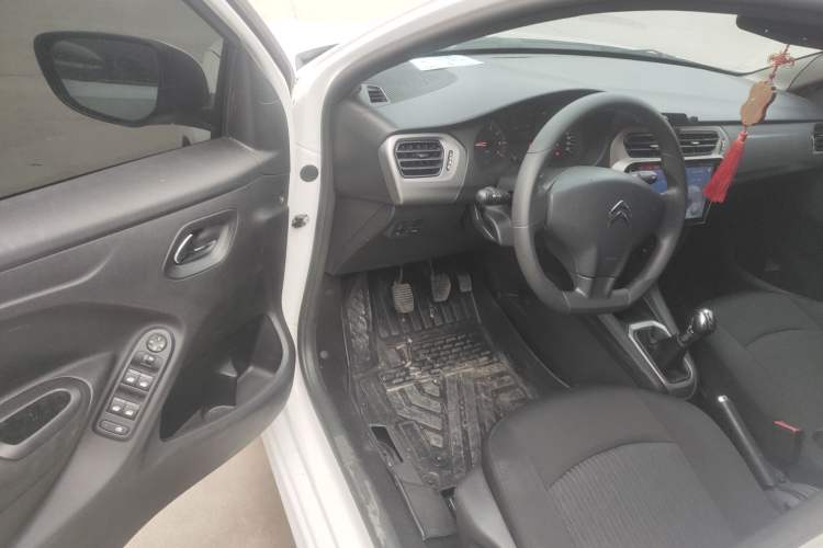 Used Citroen Elysee 2014 1.6L Manual Fashion Edition Driver Seat