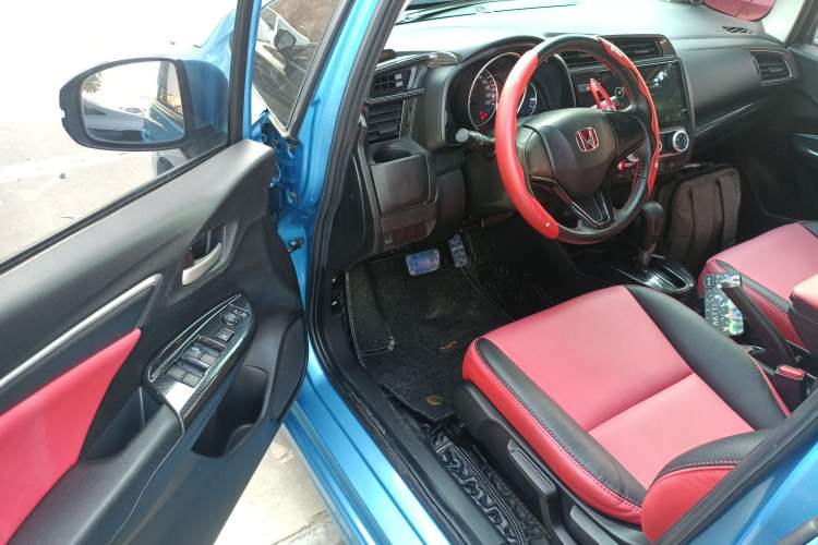 Used Honda Fit 2018 1.5L CVT Trendy Run+ Edition