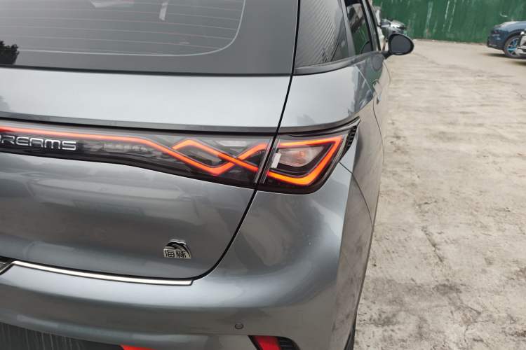 Used BYD Dolphin 2021 405 km Fashion Edition
