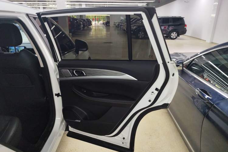 Used Skyworth EV6 2021 410 Joyful Edition
