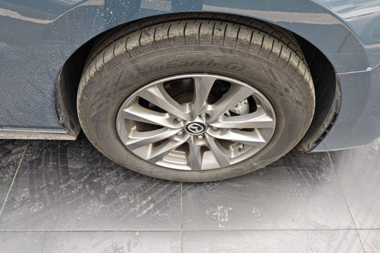 Used Mazda 3 Axela 2023 2.0L Automatic Zhiqing Edition Right Front Wheel Hub