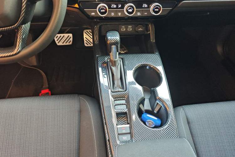 Used Honda Civic 2023 240TURBO CVT Dynamic Edition