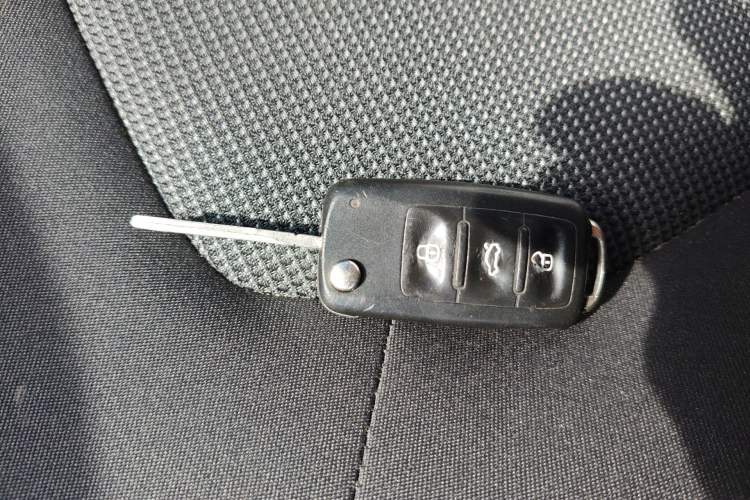 Used Volkswagen Jetta 2017 1.4L Manual Fashion Edition
