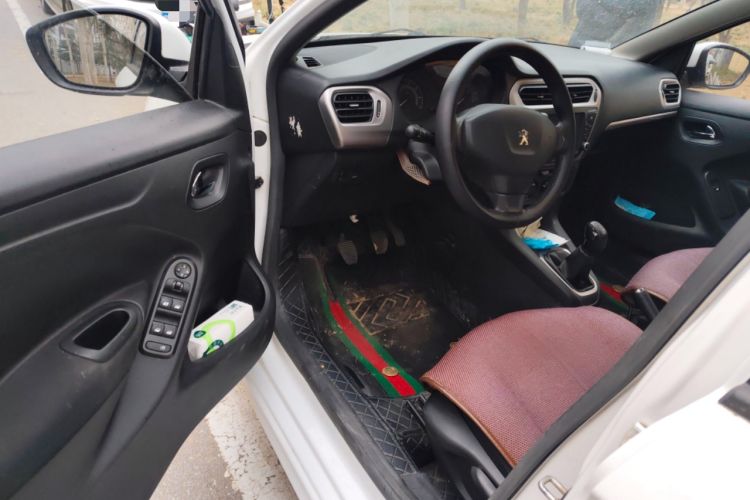 Used Peugeot 301 2014 1.6L Manual Comfort Edition
