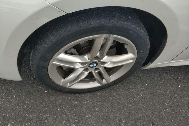 Used BMW 1 Series 2020 120i M Sport Package Left Front Wheel Hub