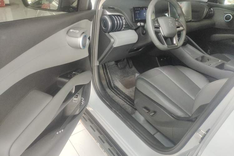 Used BYD Yuan PLUS 2025 Intelligent Driving Version 510 KM Beyond-Grade Edition