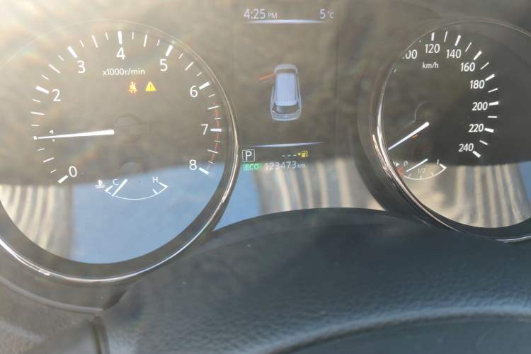 Used Nissan X-Trail 2019 2.0L CVT Smart Connect Comfort Edition 2WD
