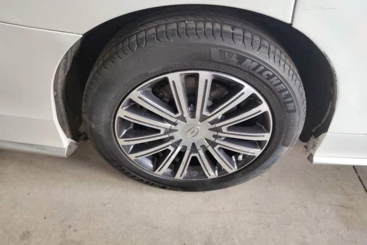 Used GAC Trumpchi M8 2021 Master Series 390T Prestige Edition Right Rear Wheel Hub