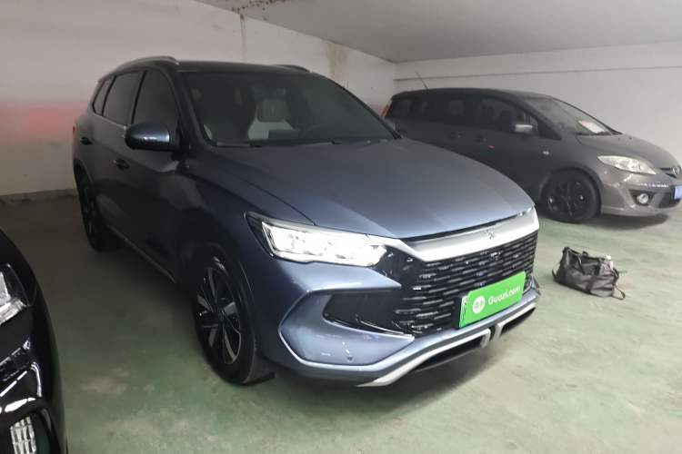 Used BYD Song Pro New Energy 2024 HONOR Edition DM-i 71KM Navigation Model
