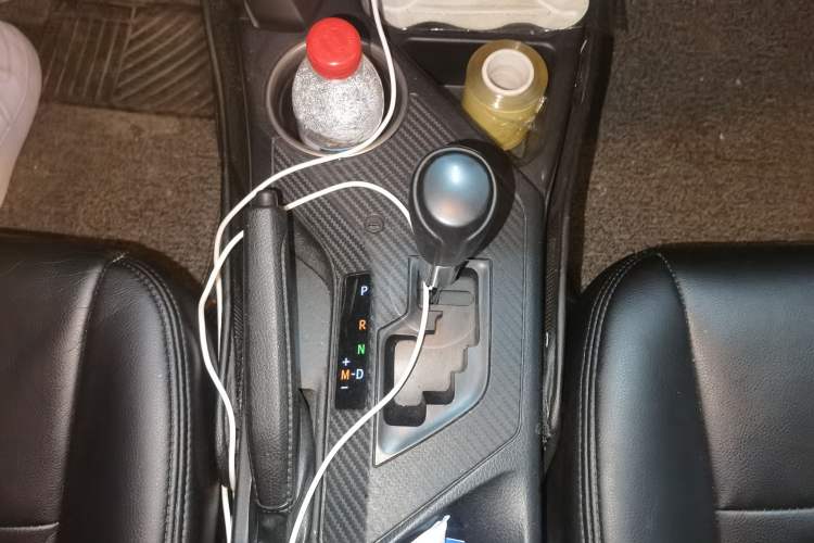 Used Toyota RAV4 2015 2.0L CVT Two-Wheel Drive Fashion Edition