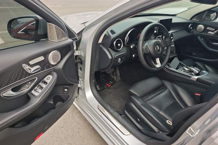 Used Mercedes-Benz C-Class 2016 C 200 L Sport Edition
