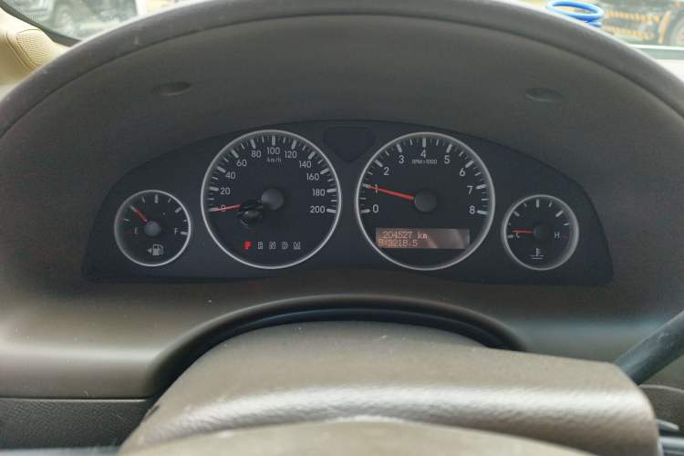 Used Buick GL8 2012 2.4L BASE Comfort Edition