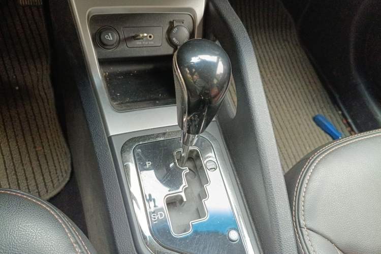 Used JAC Group Refine S3 2014 1.5L CVT Luxury Smart Model
