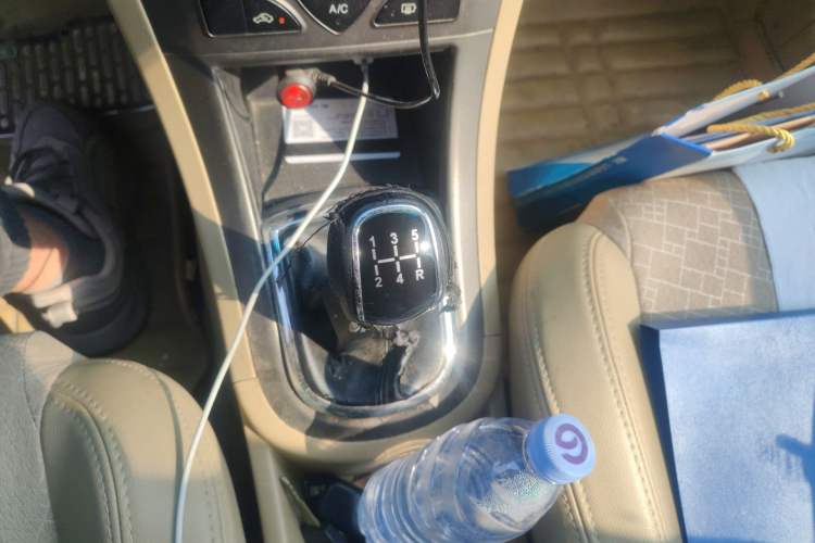 Used Cowin C3 2015 1.5L Manual Gold Diamond Edition
