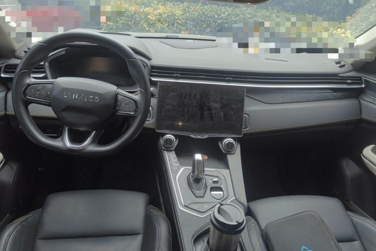 Used Lynk & Co 05 2020 2.0TD Two-Wheel Drive Shine Halo
