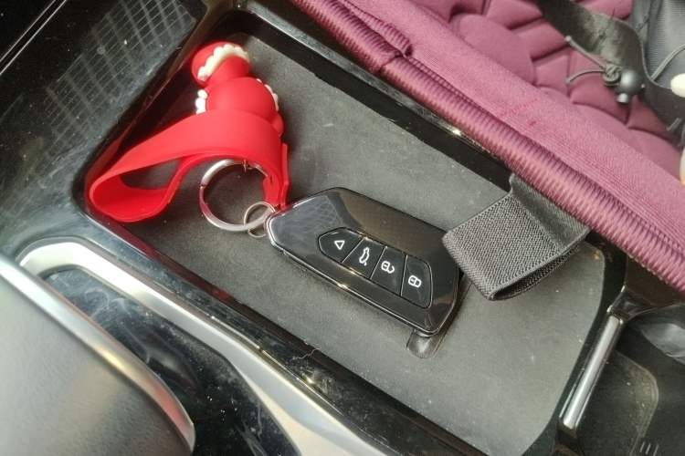 Used JETOUR X70 C-DM 2024 Far Voyage Edition 7 Seats Vehicle Key