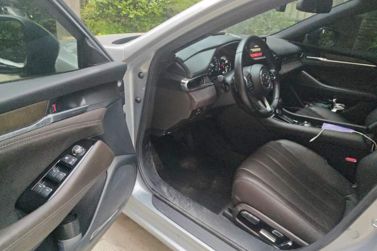 Used Mazda Atenza 2020 2.5L Sky Blue Prestige Edition Driver Seat