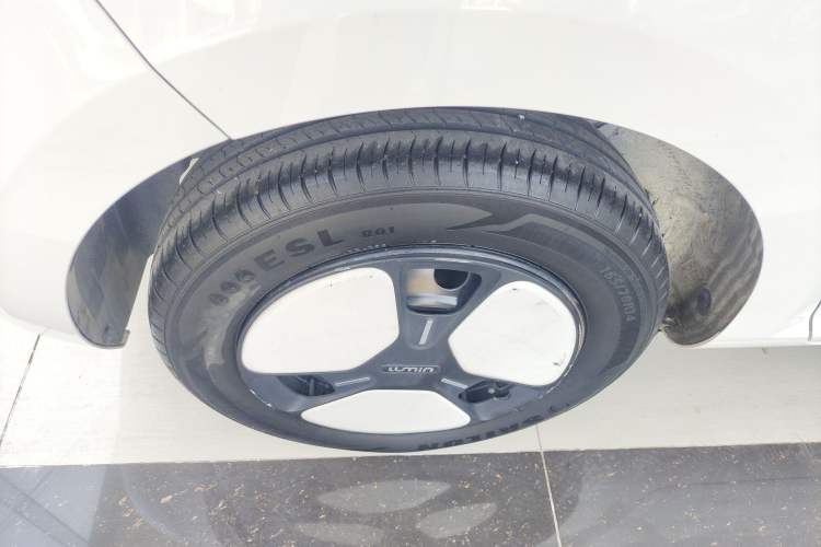 Used CHANGAN NEVO Lumin 2023 301km Honey Dew Edition
