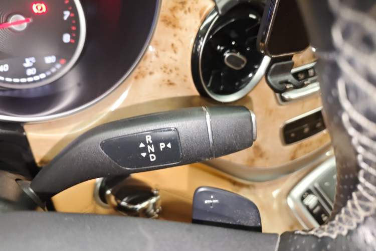 Used Mercedes-Benz V-Class 2021 V 260 L Long Wheelbase Prestige Edition
