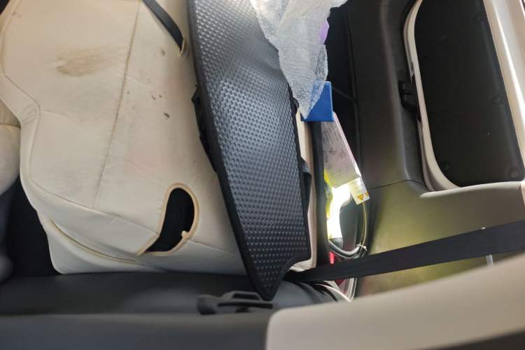 Used CHANGAN NEVO Lumin 2025 205 km Xiangqin Version
