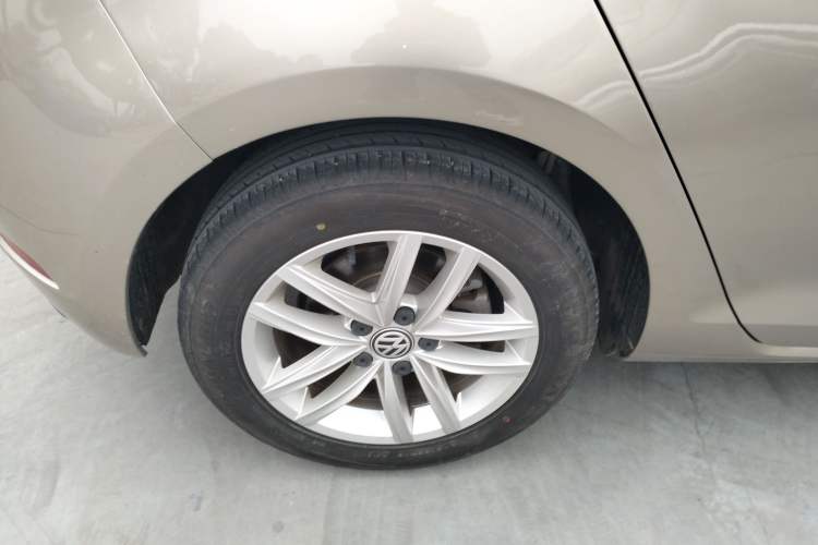 Used Volkswagen Golf 2019 280TSI DSG Comfort Version China VI Standard
