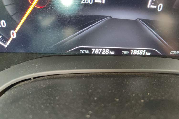 Used BMW 6 Series GT 2019 630i M Sport Package Odometer Close Up