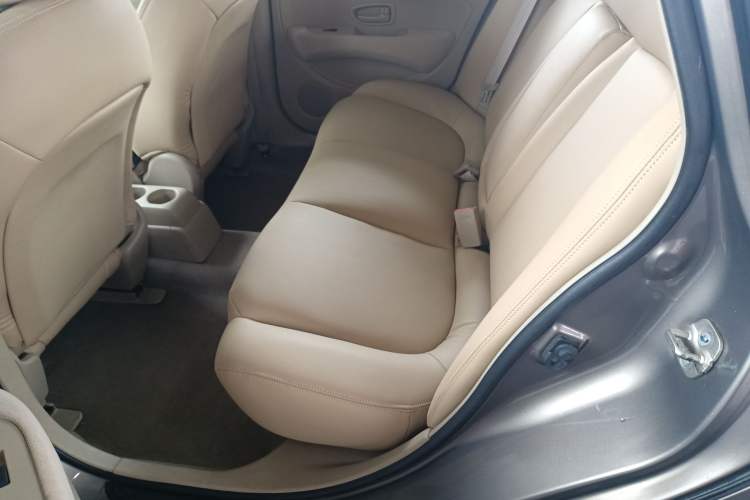 Used Nissan Sylphy 2012 Classic 1.6XE Manual Comfort Edition Left Rear Seat
