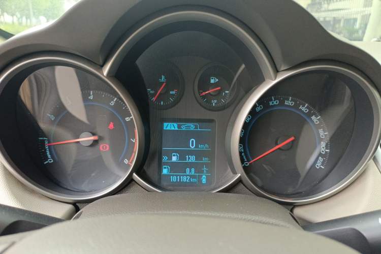 Used Chevrolet Cruze 2015 1.5L Classic SL MT
