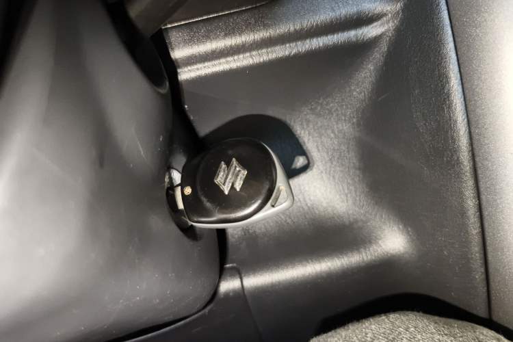 Used Suzuki Jimny 2015 1.3L AT JLX Navigation Edition