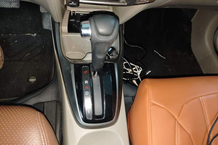 Used Honda City Classic 2012 1.5L Automatic Elite Edition Gear Lever