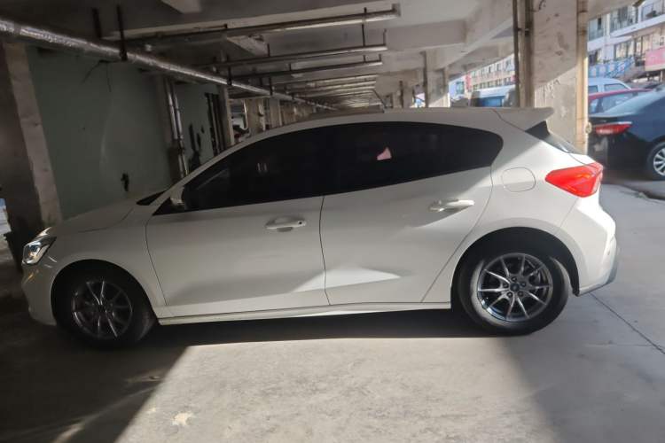 Used Ford Focus 2020 Hatchback 1.5L Automatic Sharp Edition