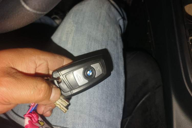 Used BMW 3 Series 2015 320Li Luxury Edition Fashion Model Vehicle Key