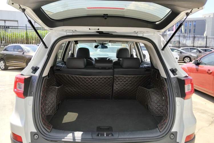 Used CHANGAN CS75 2017 Shangkui Edition 1.5T Automatic Fengyue Model
