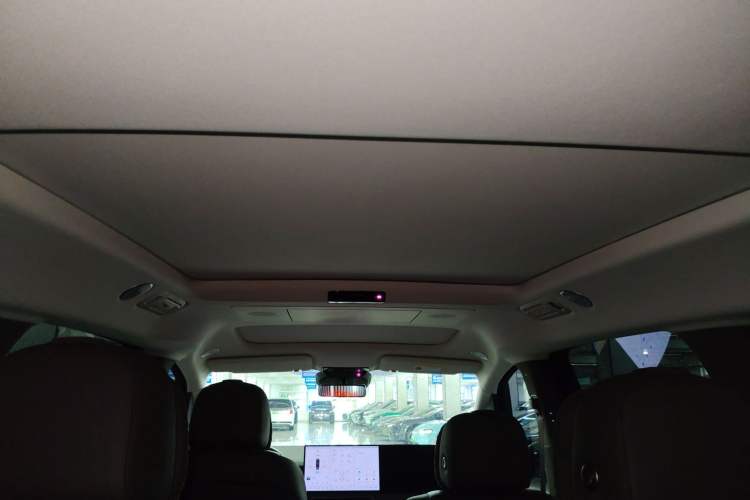 Used Li Auto MEGA 2024 Ultra Model