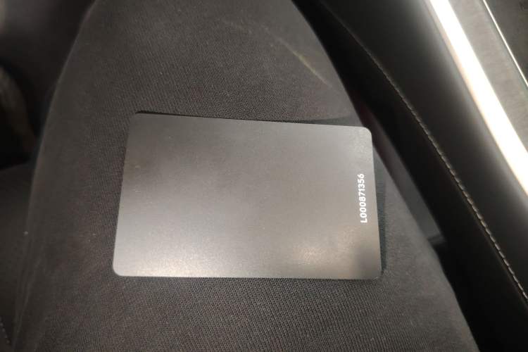 Used ONVO Luxeed L90 2025 Model—Ultra Six-Seater Version Vehicle Key