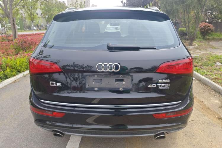 Used Audi Q5 2017 Plus 40 TFSI Ambition Model Rear