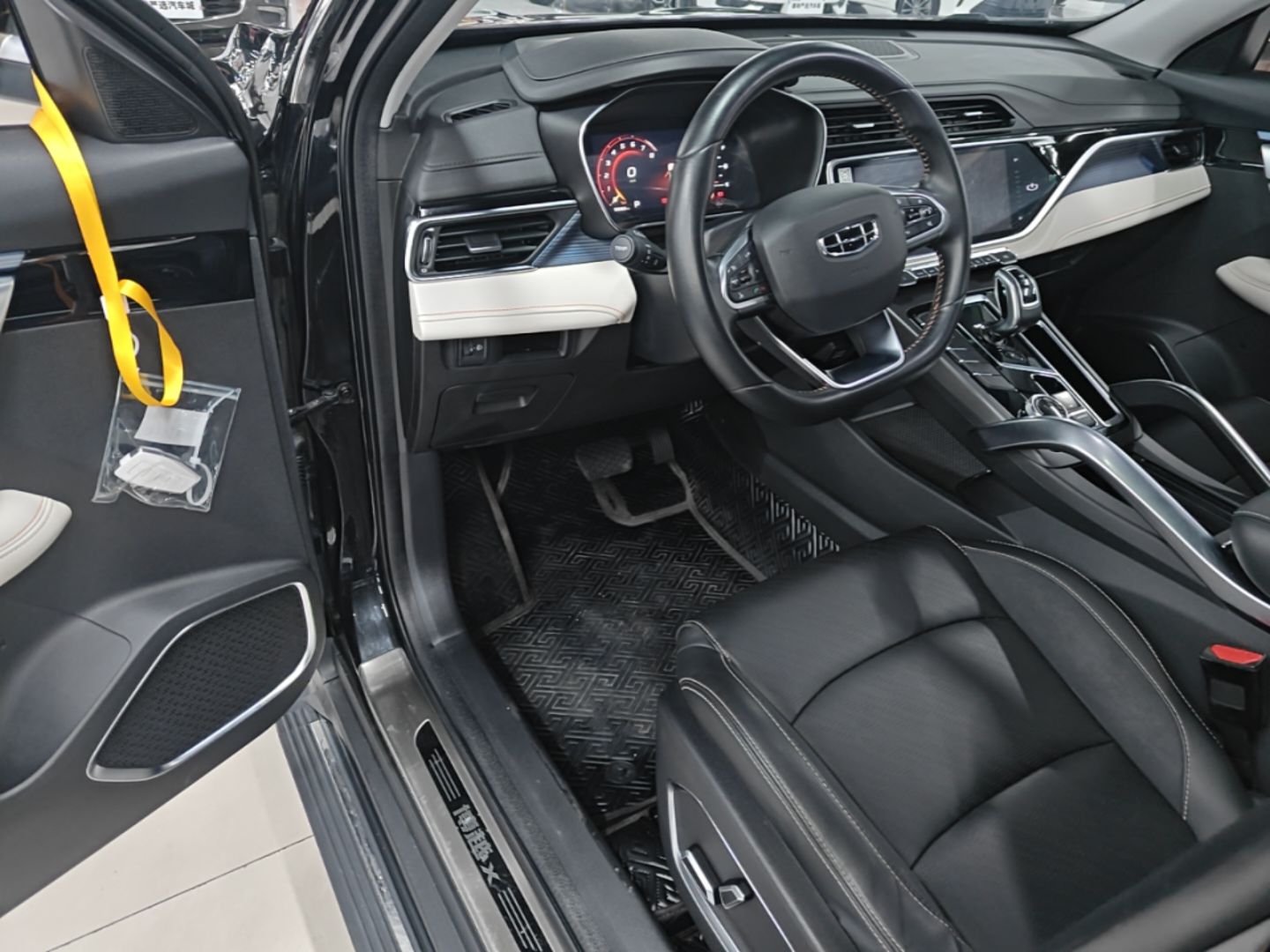 Geely Auto Emgrand X7 Sport 2022 Boyue X 1.8TD DCT Smart Model — снимка 18