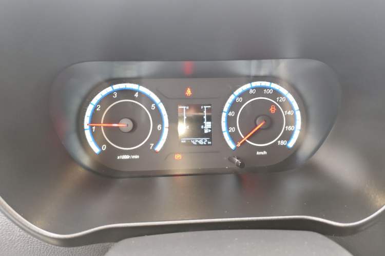 Used Chana Ruixing M60 2023 1.5L GDI Comfort-Class Passenger Vehicle 6/7 Seats